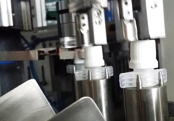 High Performance and Efficient Operation Automatic Nozzle Servo Cap Screwing  Assembly Machine