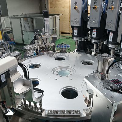 ราคาดี เครื่องประกอบหุ้ม Ultrasonic ความละเอียดสูงสําหรับหุ้มและปิดพลาสติกหลายชิ้น ออนไลน์
