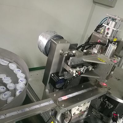 ราคาดี เครื่องติดป้ายอัตโนมัติ PLC การควบคุม ประสิทธิภาพสูง ออนไลน์