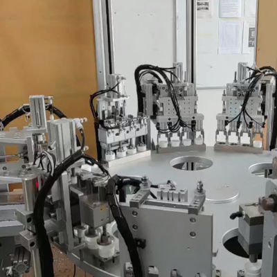 ราคาดี 220V Voltage Desiccant Cap Assembly Machine with 100% Qualification Check and Vibrating Feeder for Pharmaceutical Use ออนไลน์